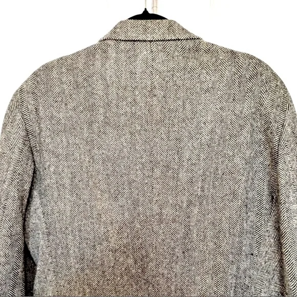 VINTAGE Tweed Sport Coat Blazer 100% Virgin Wool Black Cream Heritage Style 44